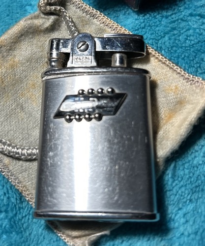 Vintage deco ronson - deco, chrome